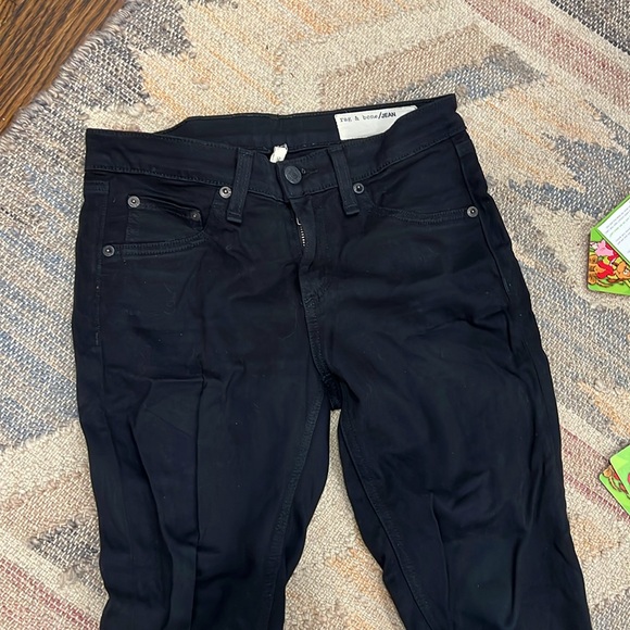 Rag & Bone Skinny Legging Jeans Black - size 26 - Picture 3 of 4